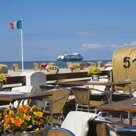 Strandhotel-15 * Laboe