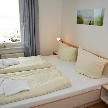 Strandhotel-15 *